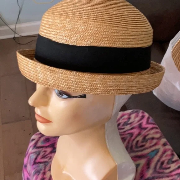 Classic Straw Hat with Black Band - Picture 5 of 5